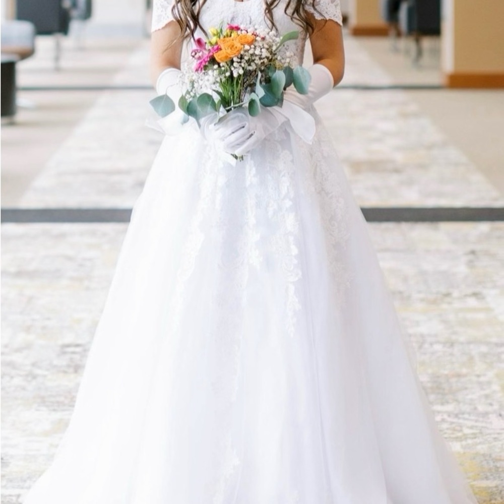David's Bridal White Lace Tulle Flower Girl Gown